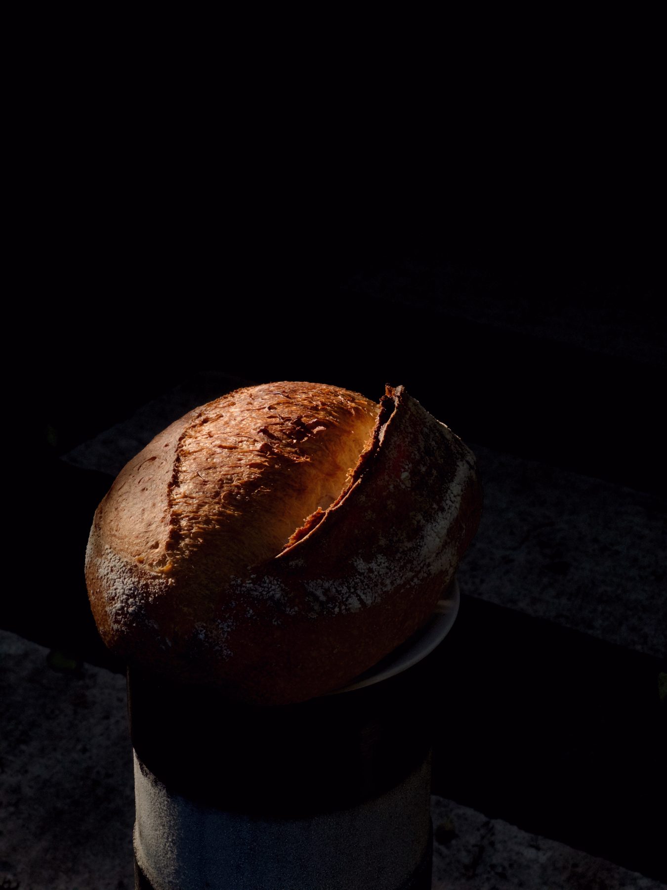 Pan con un corte de luz, pieza principal